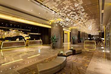 هتل Hilton Shenzhen Futian