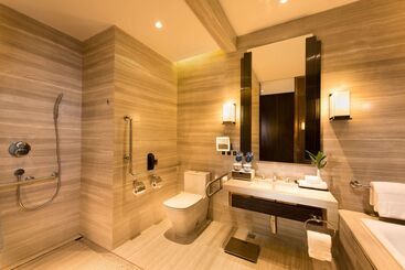 هتل Hilton Shenzhen Futian