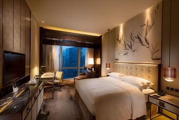 هتل Hilton Shenzhen Futian