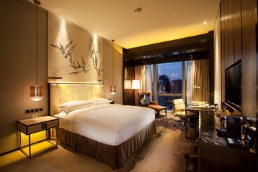 هتل Hilton Shenzhen Futian