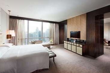 هتل Hilton Shenzhen Futian