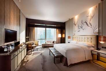 هتل Hilton Shenzhen Futian