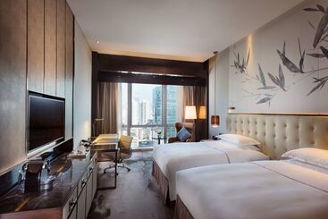 هتل Hilton Shenzhen Futian