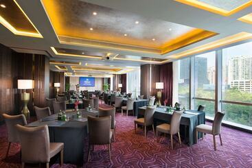 هتل Hilton Shenzhen Futian
