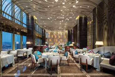 هتل Hilton Shenzhen Futian