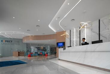 هتل Holiday Inn Express Shanghai Jinqiao Central, An Ihg