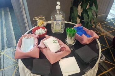 هتل Holiday Inn & Suites Phoenix Airport, An Ihg