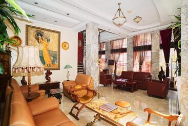 هتل Hôtel Texuda