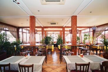 هتل Hôtel Texuda