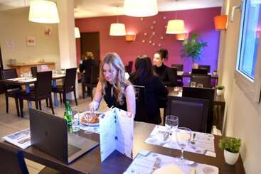 هتل Inn Chambery