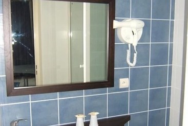 هتل Inn Chambery