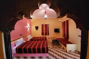 هتل Jnane La Kasbah
