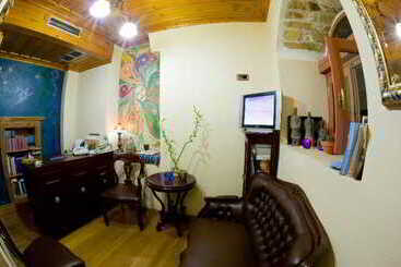 酒店 Kyveli Suites