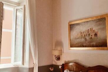 هتل Residenza Sciarra B&B