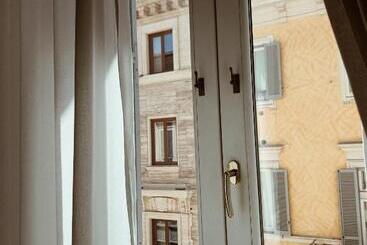 هتل Residenza Sciarra B&B