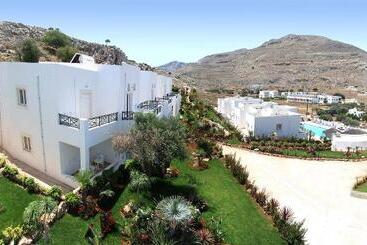 هتل Lambis Studios & Apartments