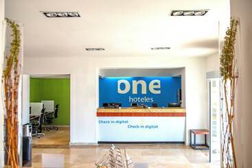 هتل One Coatzacoalcos Forum