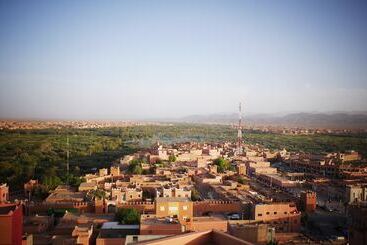 هتل Saghro