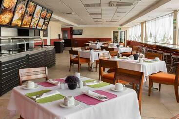هتل Santa Fe Loreto by Villa Group