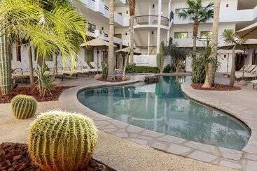 هتل Santa Fe Loreto by Villa Group