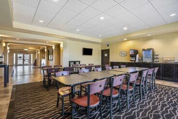 هتل Sleep Inn & Suites