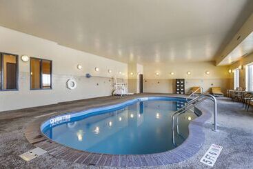 هتل Sleep Inn & Suites