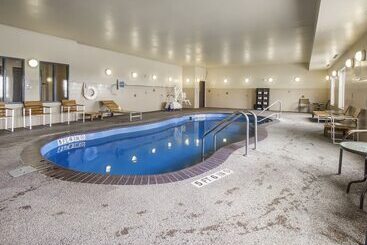 هتل Sleep Inn & Suites