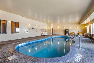 هتل Sleep Inn & Suites