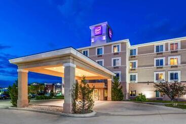 هتل Sleep Inn & Suites