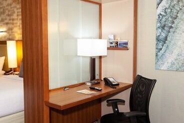 هتل Springhill Suites Wenatchee