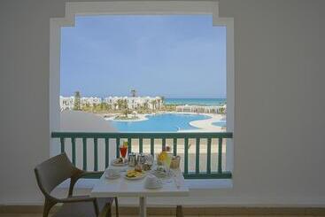 酒店 Vincci Helios Beach
