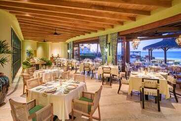 هتل Waldorf Astoria Los Cabos Pedregal