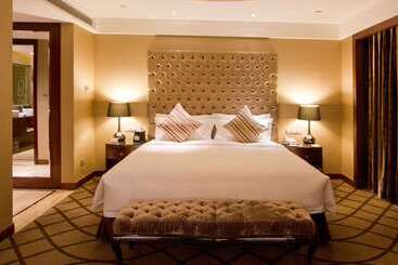 هتل Wyndham Grand Plaza Royale Furongguo Changsha