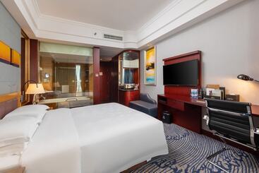 Zhuhai Charming Holiday Hotel Free Welcome Fruit Plate