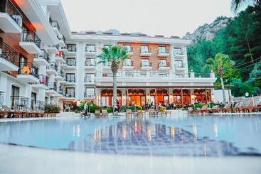 Meril Boutique Otel