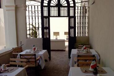 Mesón De La Merced Hotel Boutique Patio & Spa