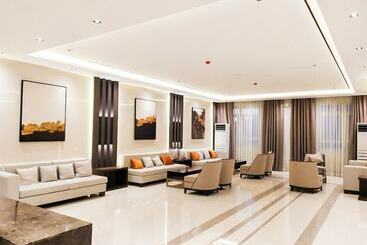هتل Sotogrande Neopolitan