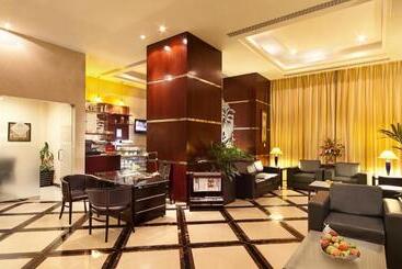 Al Manzel Hotel Apartments