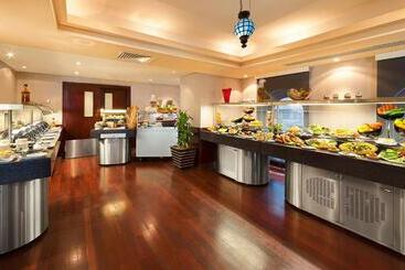 Al Manzel Hotel Apartments