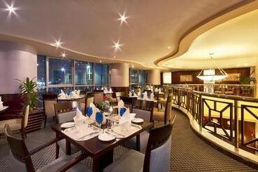 Al Manzel Hotel Apartments