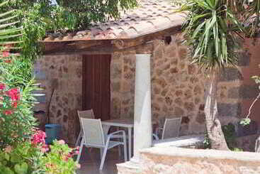 تختخواب و صبحانه Cala Dell'arena