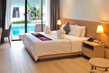 D Varee Mai Khao Beach Resort, Thailand