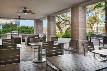 מלון דירות Homewood Suites By Hilton Tampa Airport Westshore