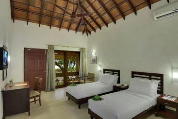 هتل Abad Turtle Beach