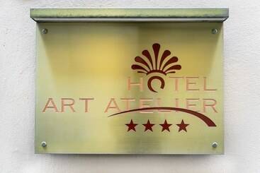 هتل Art Atelier
