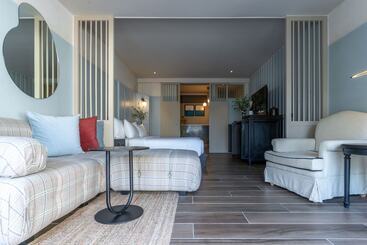 هتل B House Samui