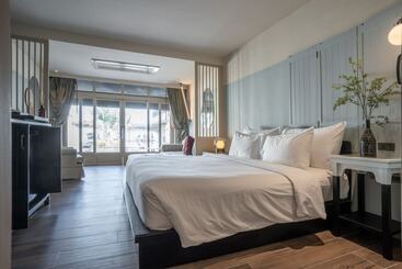 هتل B House Samui