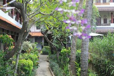 هتل Bakung Sari Resort