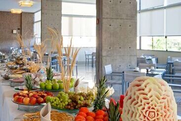 هتل Best Western Suites Le Jardin Caldas Novas