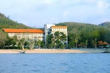 هتل Bintang Flores